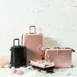 IT Luggage Helixian - Cabin (Metallic Rose Gold) -UK Suitcase Sales 2024 10 1e3557a2 b371 4d52 88c6 343f7934837e