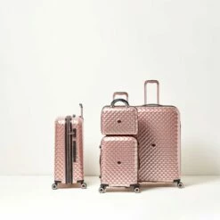 IT Luggage Glitzy - Cabin (Metallic Rose Gold) -UK Suitcase Sales 2024 12 e0fdf5f4 40b0 4c7c af9d 57e64a2d75eb