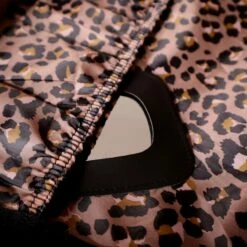 IT Luggage Glitzy - Vanity Case (Metallic Rose Gold) 18 IT Luggage Glitzy - Vanity Case (Metallic Rose Gold) -UK Suitcase Sales 2024 2 ed167f4e 1515 4a84 ae3f 4479a481b644