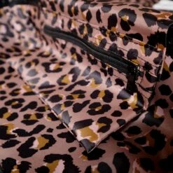 IT Luggage Glitzy - Vanity Case (Metallic Rose Gold) 19 IT Luggage Glitzy - Vanity Case (Metallic Rose Gold) -UK Suitcase Sales 2024 4 8dadbaec 06d2 40fe 8773 42c5523cdce2