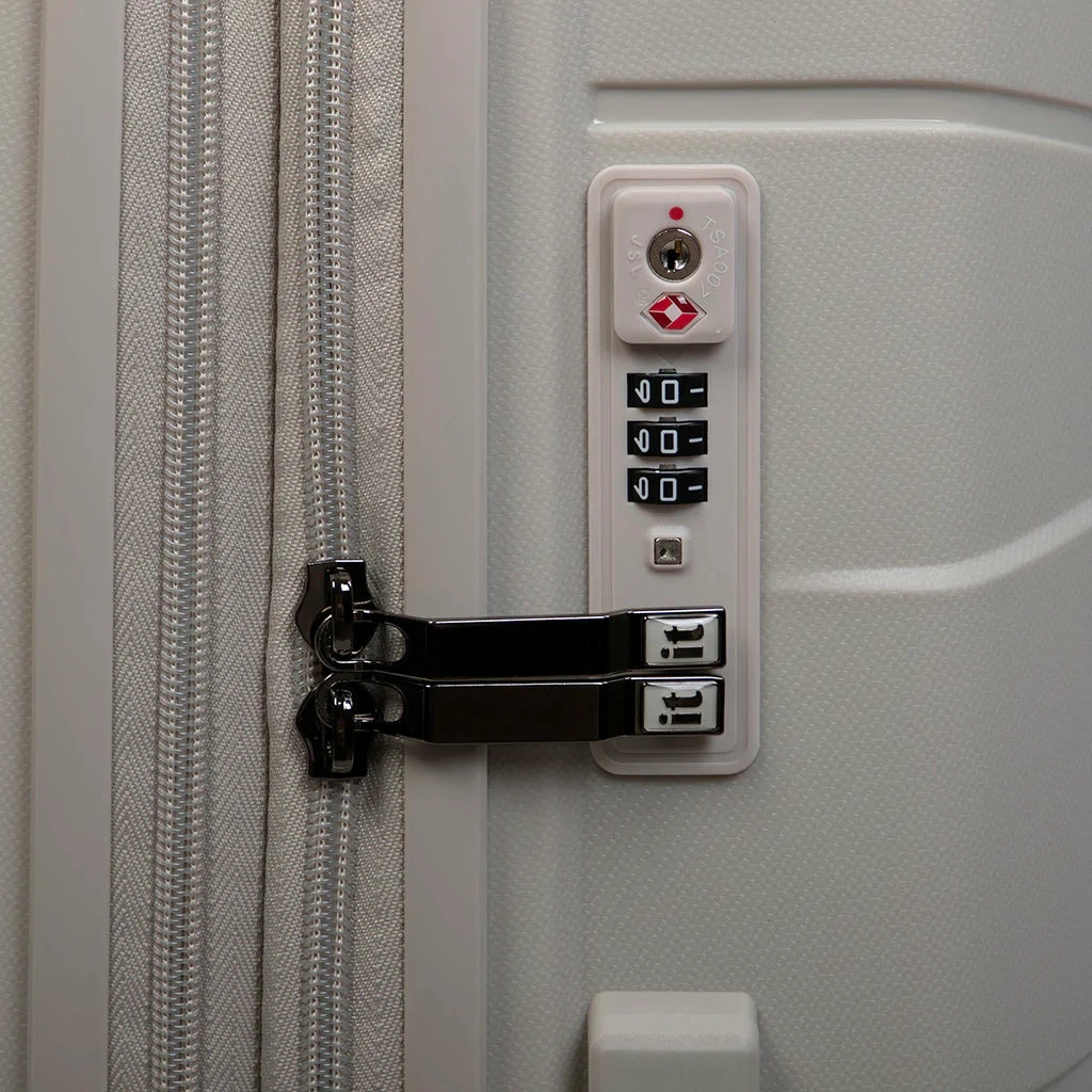 IT Luggage Momentous - 4-Piece Set (Pumice Stone) 12 IT Luggage Momentous - 4-Piece Set (Pumice Stone) - Image 11